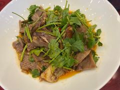 -侬佳蒸菜馆(听潮店)