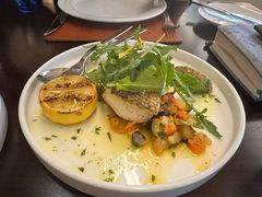 -卡佩罗意大利餐厅及酒吧Al Cappello Trattoria