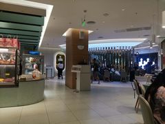 -奈雪的茶(亨特国际广场店)