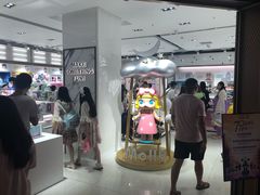 -泡泡玛特POPMART(国金街店)