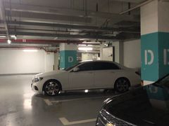 -九六广场-停车场