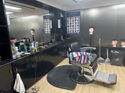 点击看大图 -C93 barber shop男士理发馆