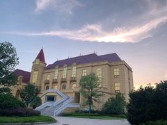 -金孔雀温泉旅游度假村