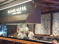 -八府香鸭·啫啫煲(华山路店)