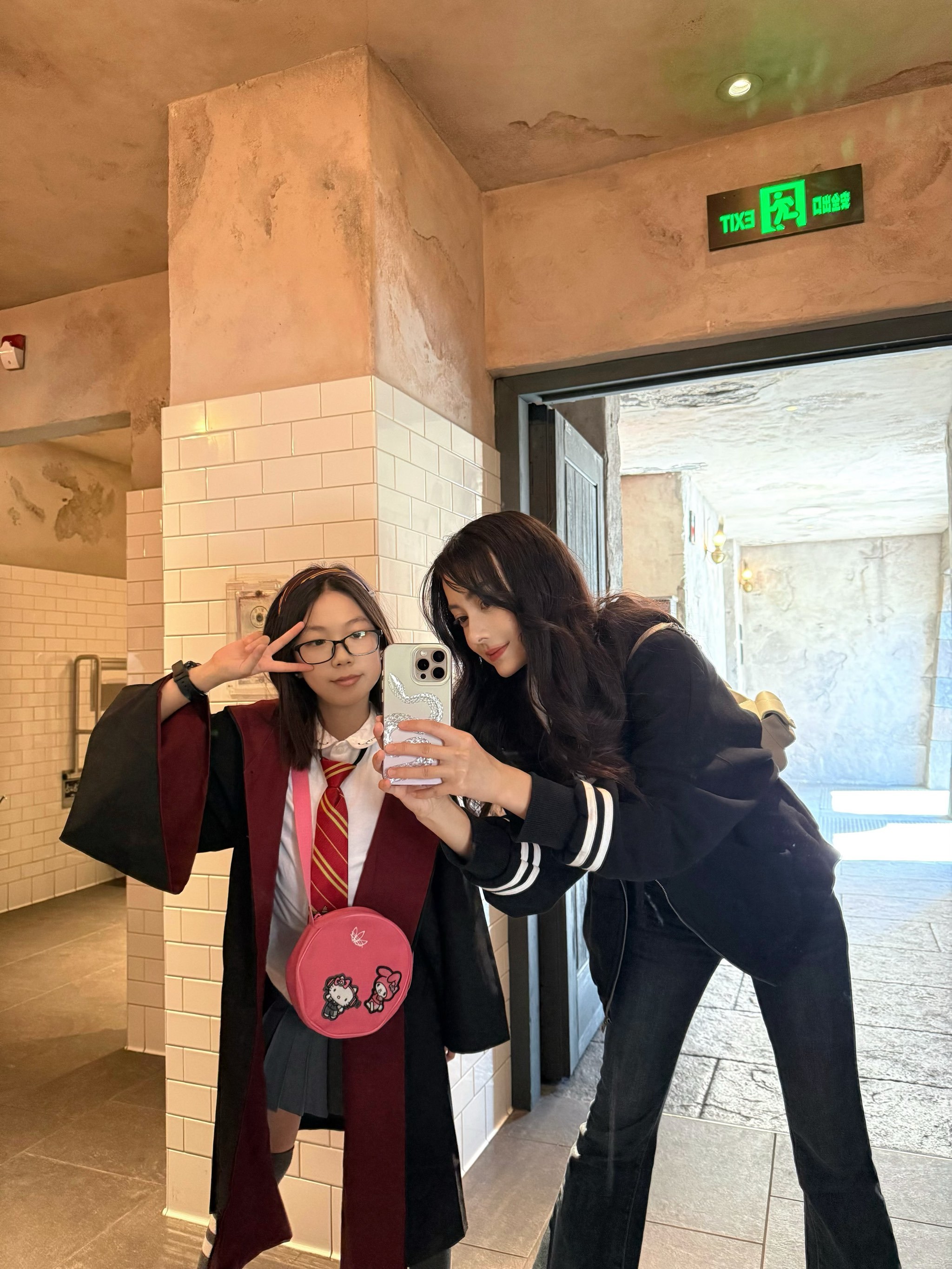 m05shedfvy0xatgccqeree