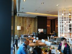 -松咖啡自助餐厅·松北香格里拉