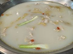 -老来福·非遗酸汤兔(凯旋路店)