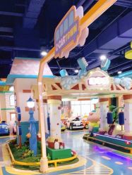 -纽西卡汽车小镇(大悦城店)