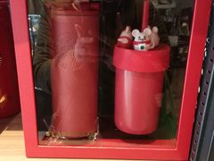 -星巴克(恒隆广场店)