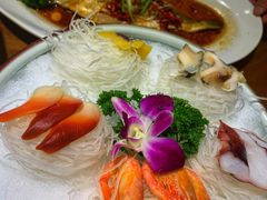 -青瓦餐厅·生鱼片·韩园烤肉(西塔店)