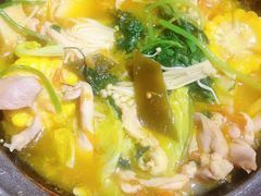 -极有家小鱼小鸡石锅煲(佳兆业店)