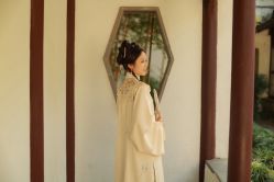 -一揽芳华汉服旗袍体验馆(拙政园店)