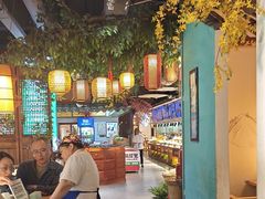 -偶屋里钵少爷(时代广场店)