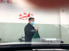 -鲨鱼皮汽车凹陷玻璃修复(静安店)