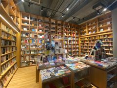 -百新书局(尚悦湾店)