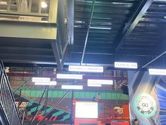 -极限PLAY运动娱乐新世界·团建派对潮玩休闲馆·室内蹦极高空游乐园