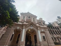 -香港大学