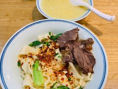 牛肉油泼面-中原一大碗(湖滨店)