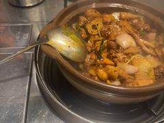 -胡须佬鸡煲四季火锅店(石厦西村直营店)