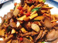 干萝卜鸡杂-美庐时尚餐厅(菱角湖店)