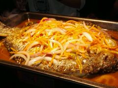 -鸣记脆皮烤鱼(铁西店)