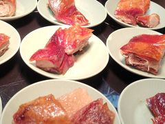 -金马门国际美食百汇(珞喻路店)