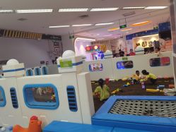 -孩子王童乐园(西安盛龙店)