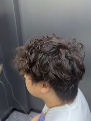 -米可造型烫发染发