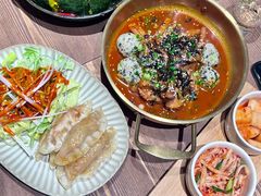 -INSA Korean Bistro饮鲨韩食酒馆