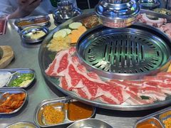 -哈哈碳都·牛肋条无限自助烤肉(台江万达店)