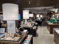 -茑屋书店(天目里店)