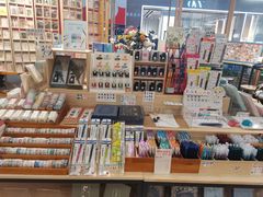 -猫的天空之城概念书店(印象城购物中心店)