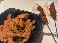 -蛙舍·炭烧牛蛙(东百中心店)