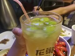 -龙巢盱眙龙虾·牛蛙·烧烤宵夜(八卦岭店)