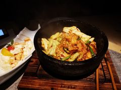 -穹六人间 people 6(岳阳路店)