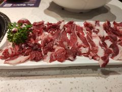 吊龙-牛村来人潮汕牛肉火锅(西单店)