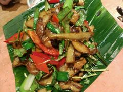 -云海肴·汽锅鸡·云南菜(天山百盛优客店)