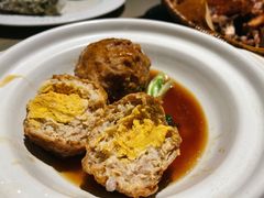 蛋黄狮子头-前海沿·青岛菜(李沧万达店)