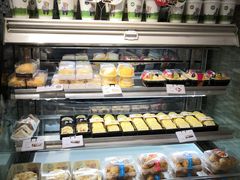 面包甜点陈列柜-巴莉甜甜(双岗一店)