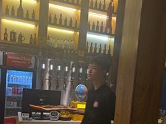 -雪熊哈尔滨烧烤·精酿啤酒·砂锅(中央胜境店)