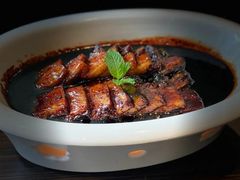 招牌焦糖黑叉烧-维园悦谱·海派家常菜(乌鲁木齐南路店)