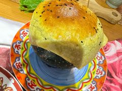 -米德维奇俄式西餐厅(西六道街店)