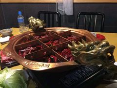 -江湖餐厅–重庆九宫格老火锅