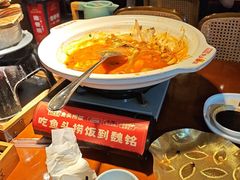 -魏铭鱼头捞饭(晋阳路店)