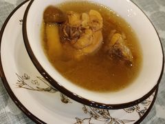 -小厨子私房菜·云南美食店