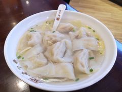 刀鱼馄饨-老半斋(福州路店)