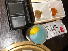 -山川小町·极番烧肉(新地假日广场店)