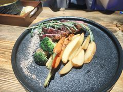 -Season施莀·牛扒·意粉·饭·足球主题餐吧