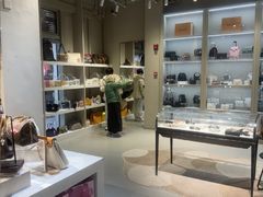 -FUN LUXURY范加奢品(蟠龙天地店)