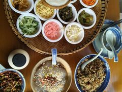 -包整·丝娃娃(一览甲秀楼风景店)